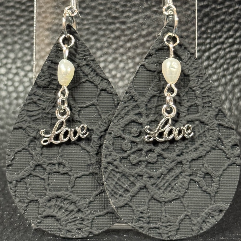 Chic Black Lace 'Love' Drop Earrings